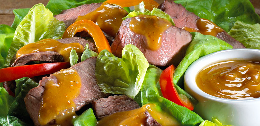 Green Salad with Sliced Beef & Bell Peppers