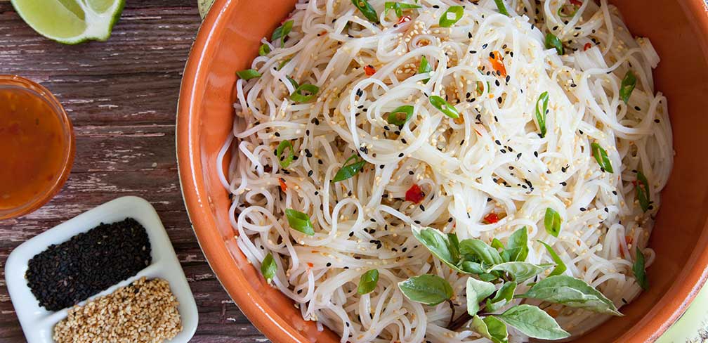 Sweet Chili Noodles with Sesame Seeds