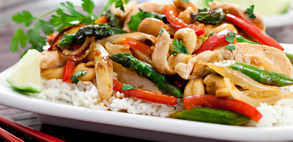Chicken and Cashews with Pad Thai Sauce